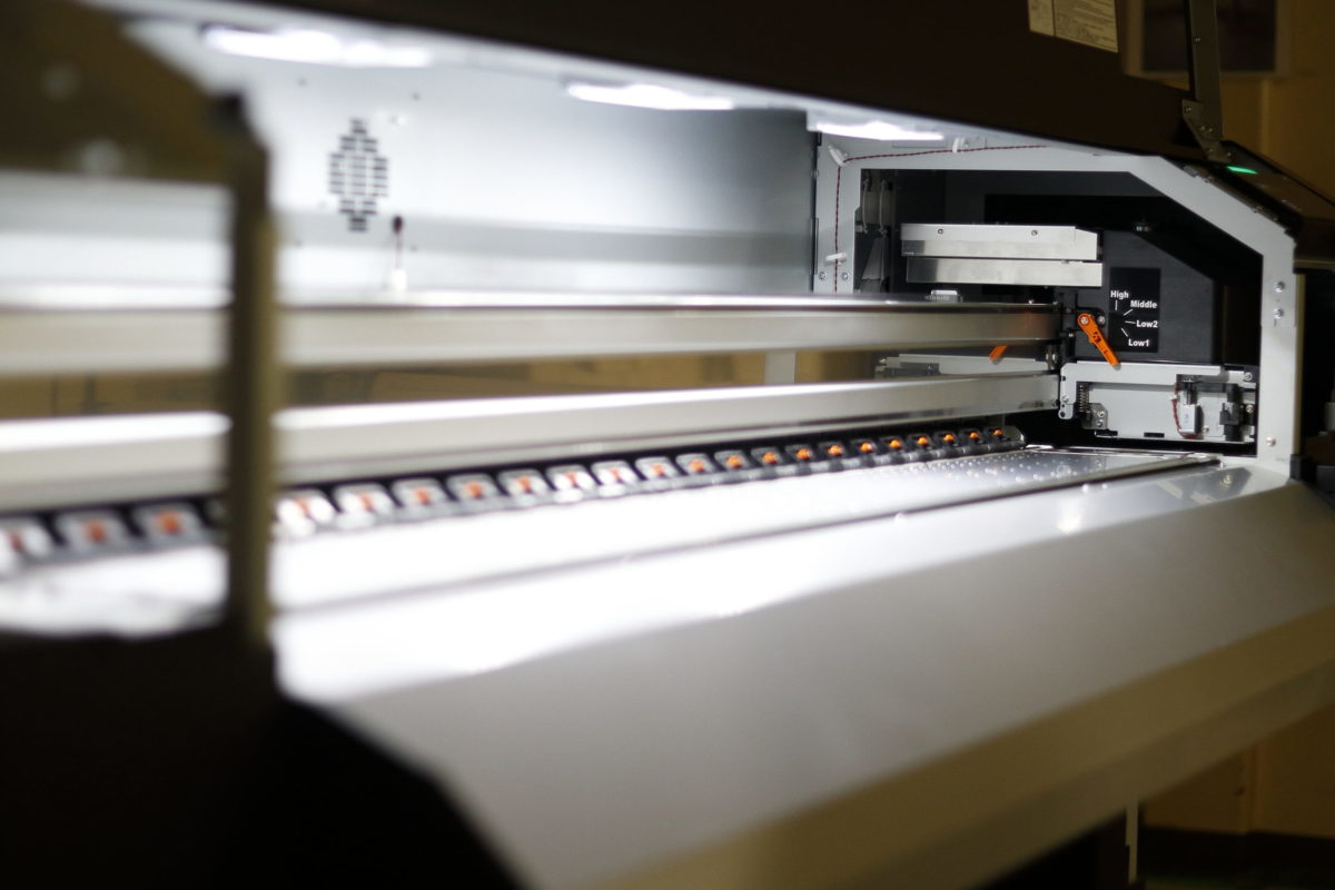 MUTOH XpertJet 1682SR Pro 64" Eco-Solvent Printer MUTOH