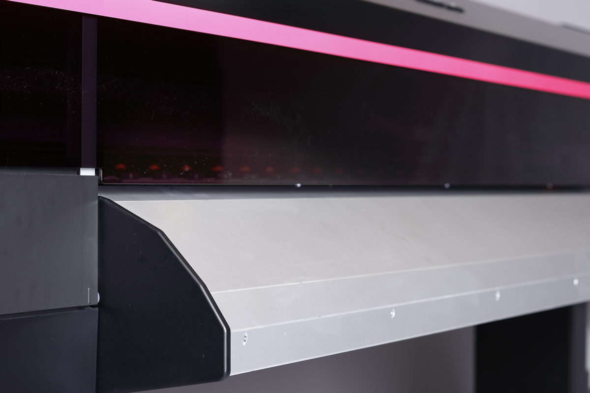 MUTOH XpertJet 1682SR Pro 64" Eco-Solvent Printer MUTOH